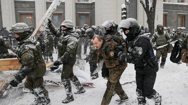 PolitieBreektProtestkamp2018FotoEuronews