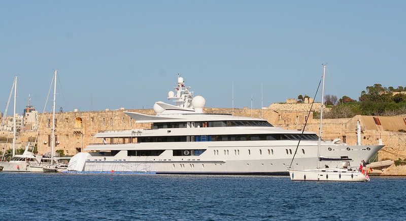 jacht van roman abramovitsj bij malta