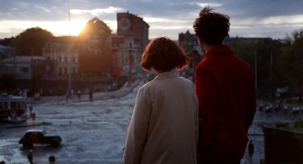 Een still uit de film DAU van regisseur Ilja Chrzjanovski.