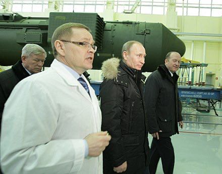 Votkinsk plant Poetin PictureVotkinsk