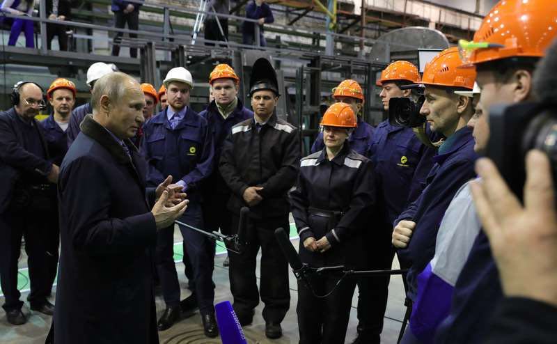 poetin in tver fabriek