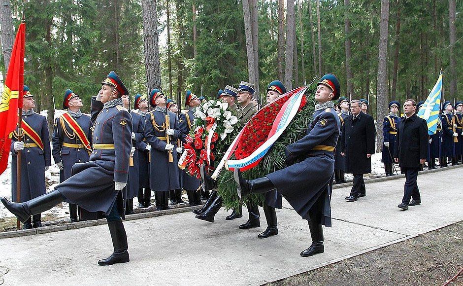 KomorowskiMedvedevKatyn