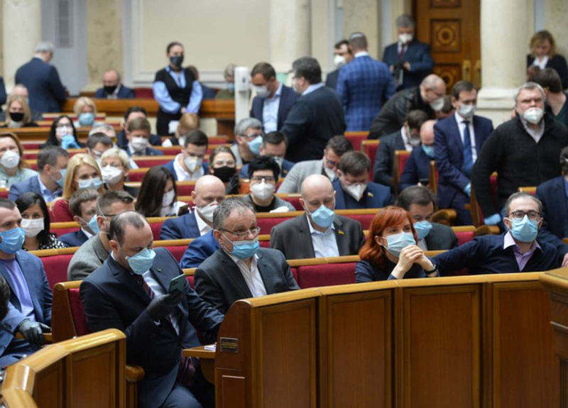 corona zelensky foto rada april