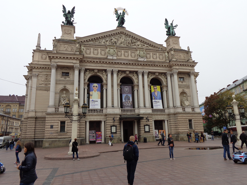 opera van lviv