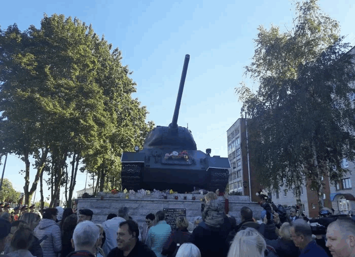 t 34