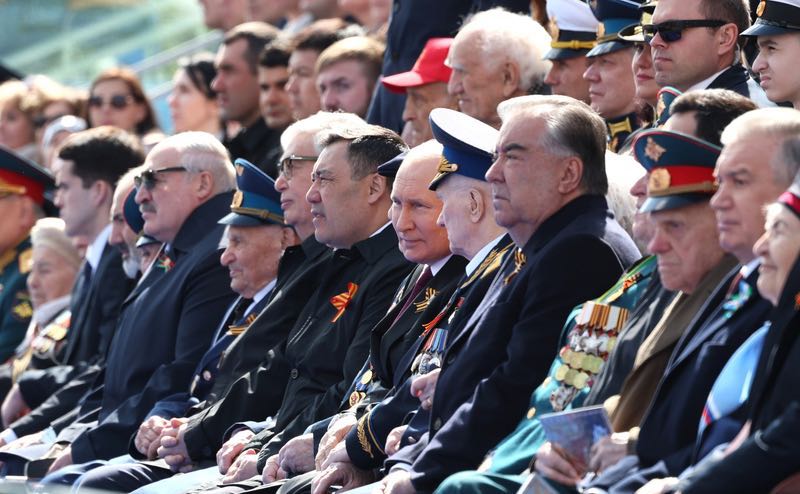 rode plein victory parade putin etc 2023