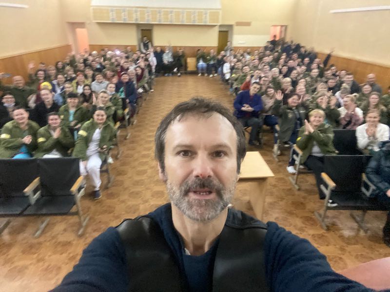 oekraine vakartsjoek met ziekenhuispersoneel in odessa