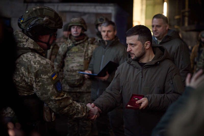 zelensky werkbezoek donbas 20 dec 2022